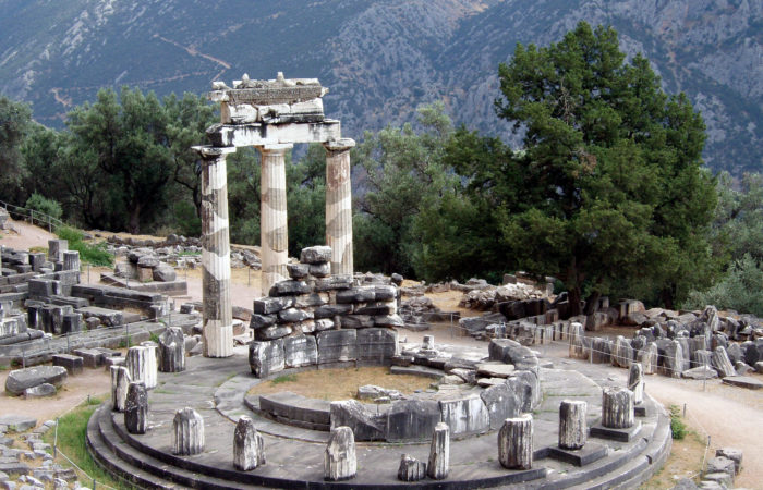 Delphi and Meteora Discovery Tour (3 Days)